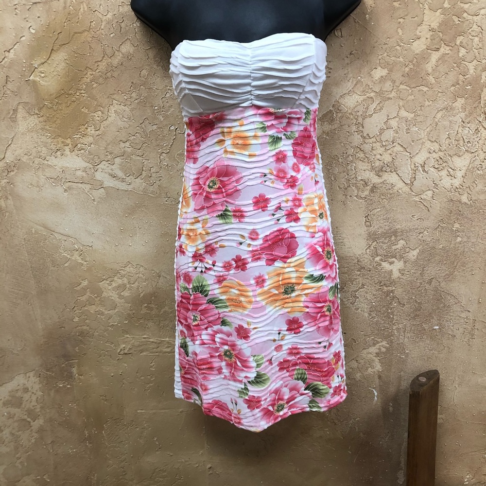 Strapless dress